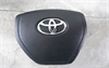Phím còi túi khí vô lăng Toyota Yaris 2011